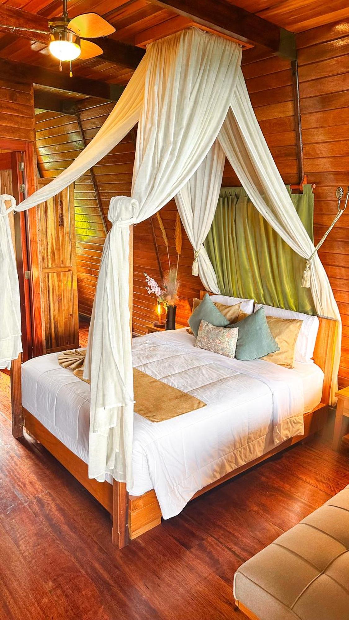 Heimatlos Amazon Lodge Puyo Exterior photo