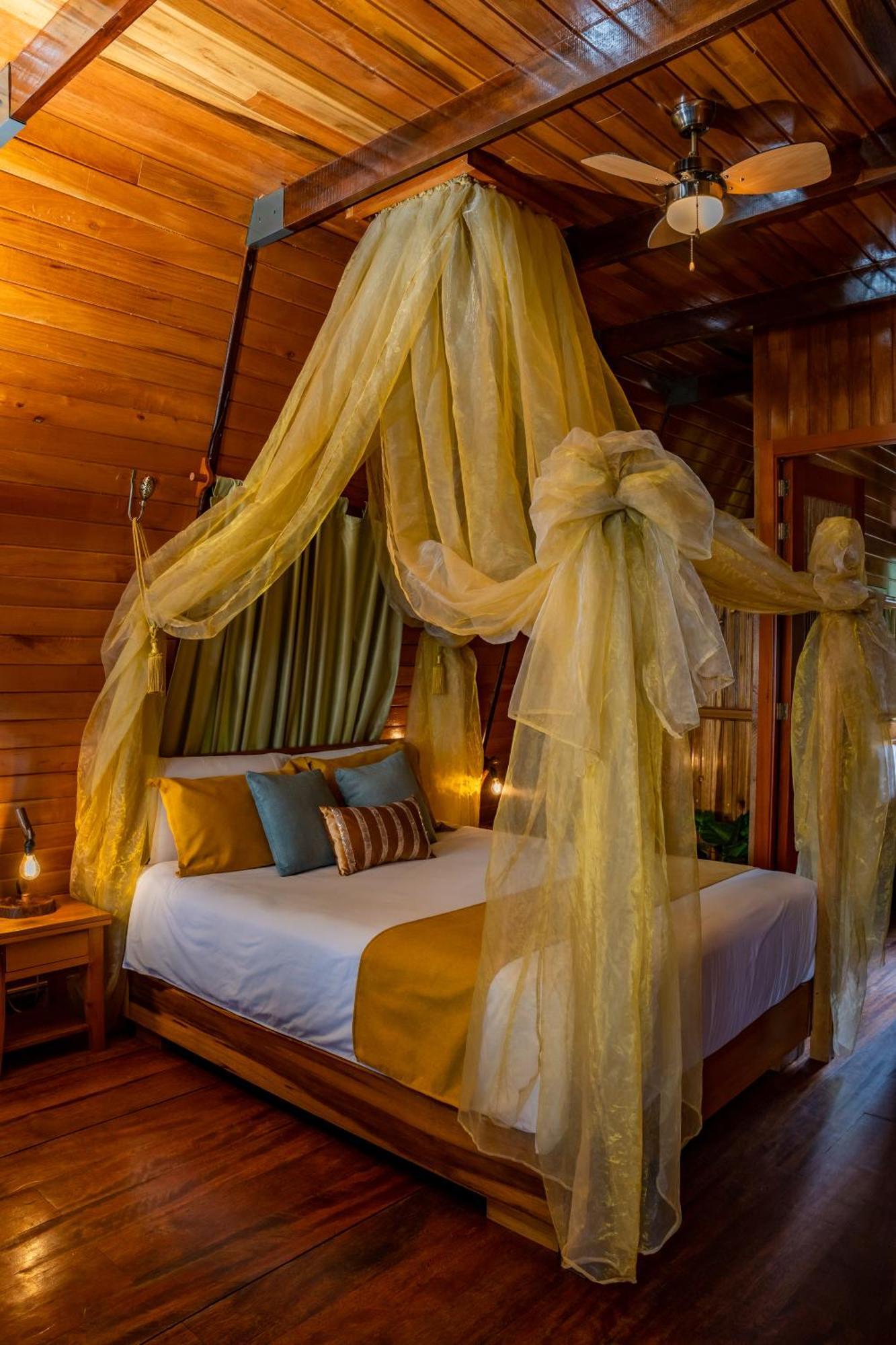 Heimatlos Amazon Lodge Puyo Exterior photo